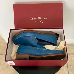 Salvatore Ferragamo loafers size 9.5 EE